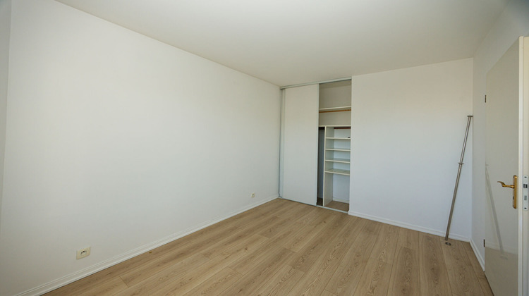 Ma-Cabane - Location Appartement BOIS-COLOMBES, 75 m²