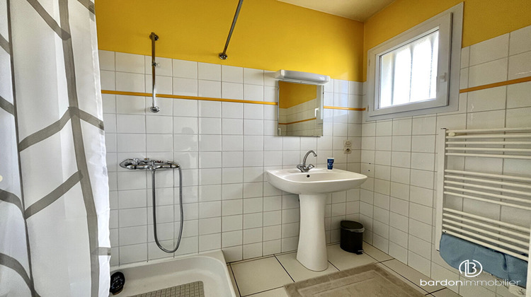 Ma-Cabane - Location Appartement BOIS-DE-CENE, 46 m²