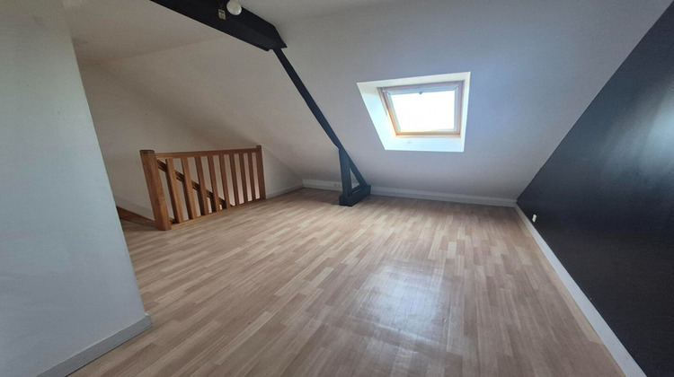 Ma-Cabane - Location Appartement BONNEMAIN, 26 m²