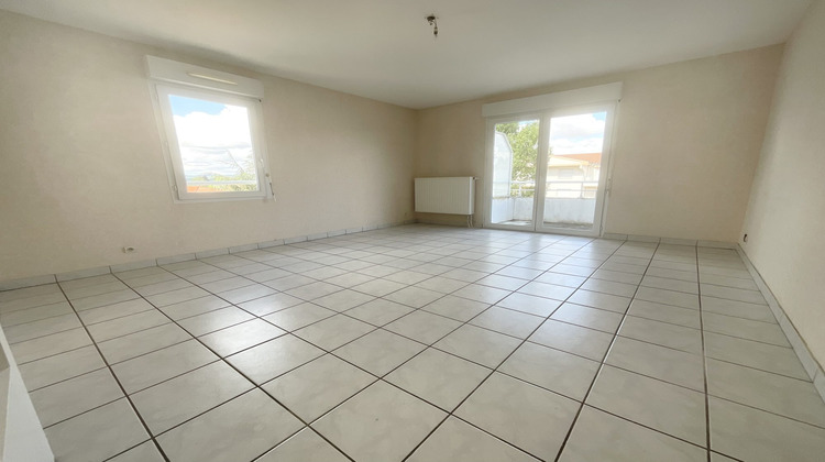 Ma-Cabane - Location Appartement Bonson, 72 m²