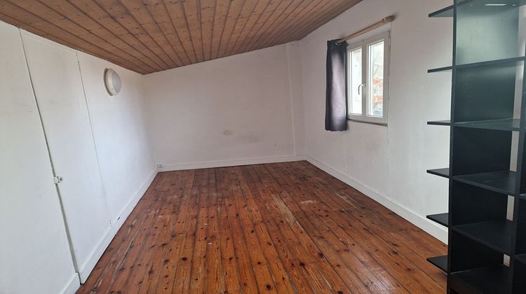 Ma-Cabane - Location Appartement BORDEAUX, 0 m²