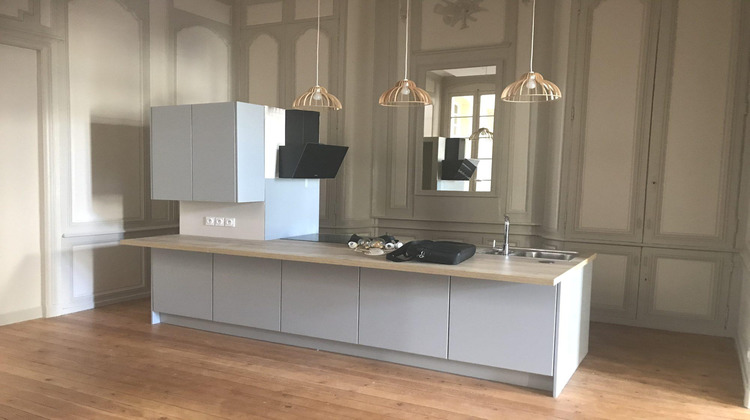 Ma-Cabane - Location Appartement Bordeaux, 146 m²