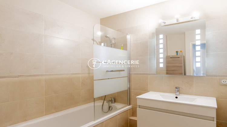 Ma-Cabane - Location Appartement Bordeaux, 62 m²