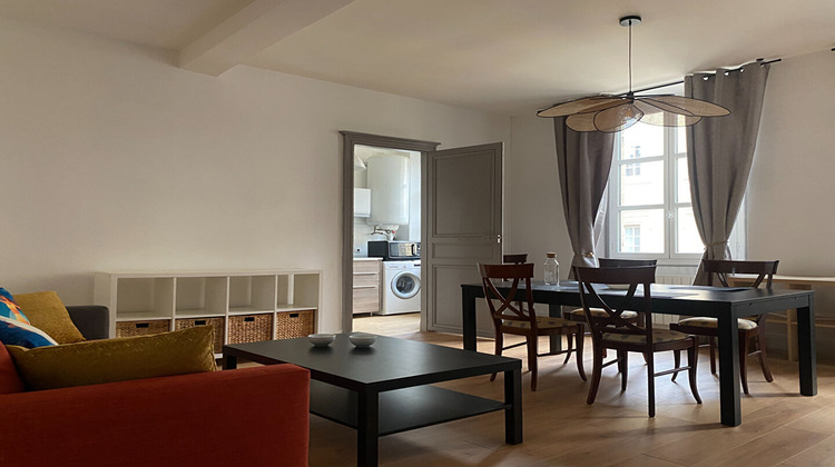 Ma-Cabane - Location Appartement BORDEAUX, 70 m²