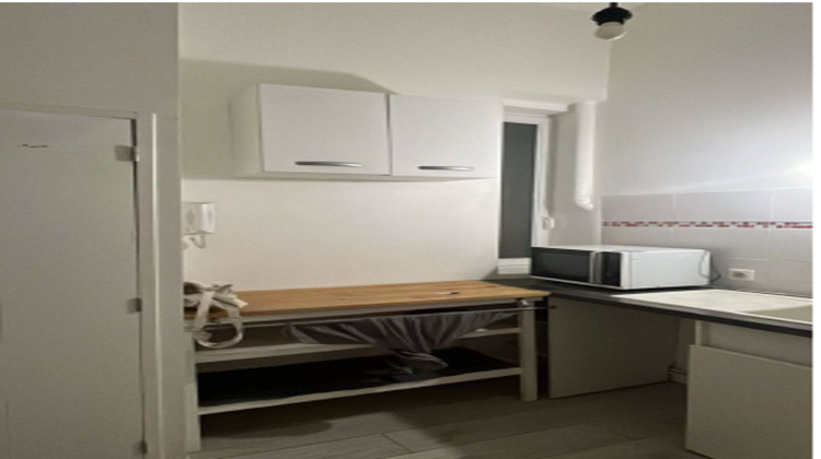 Ma-Cabane - Location Appartement BORDEAUX, 30 m²