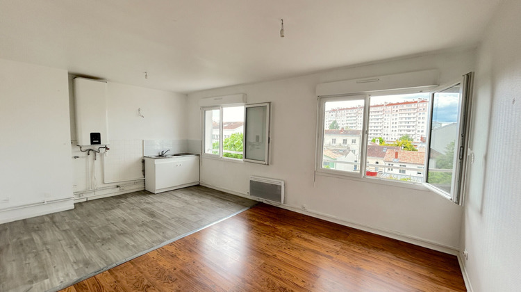 Ma-Cabane - Location Appartement BORDEAUX, 69 m²