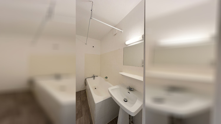 Ma-Cabane - Location Appartement BORDEAUX, 69 m²