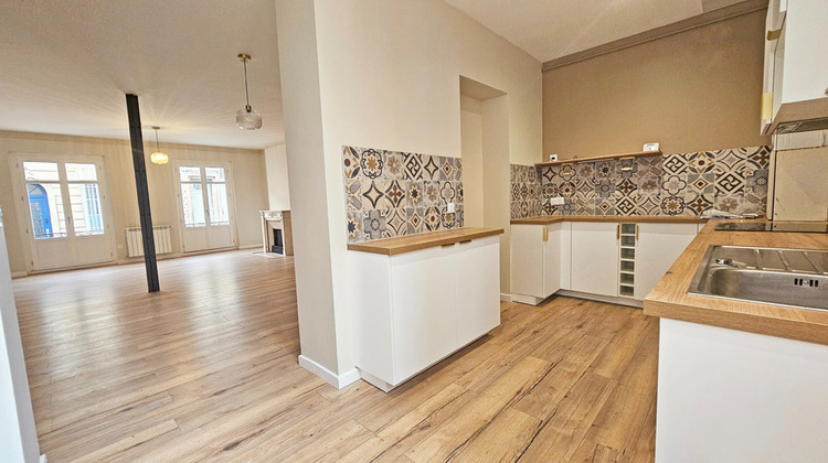 Ma-Cabane - Location Appartement BORDEAUX, 100 m²