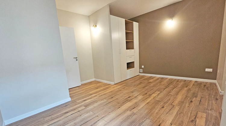 Ma-Cabane - Location Appartement BORDEAUX, 100 m²