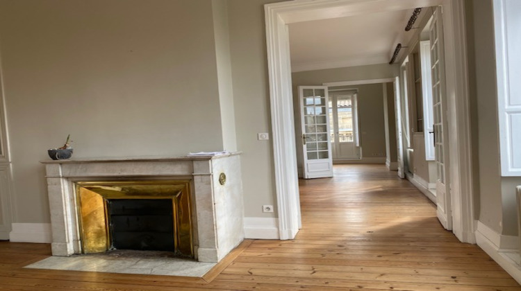 Ma-Cabane - Location Appartement BORDEAUX, 200 m²