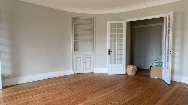 Ma-Cabane - Location Appartement BORDEAUX, 200 m²
