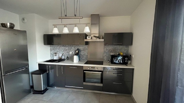 Ma-Cabane - Location Appartement BORDEAUX, 59 m²