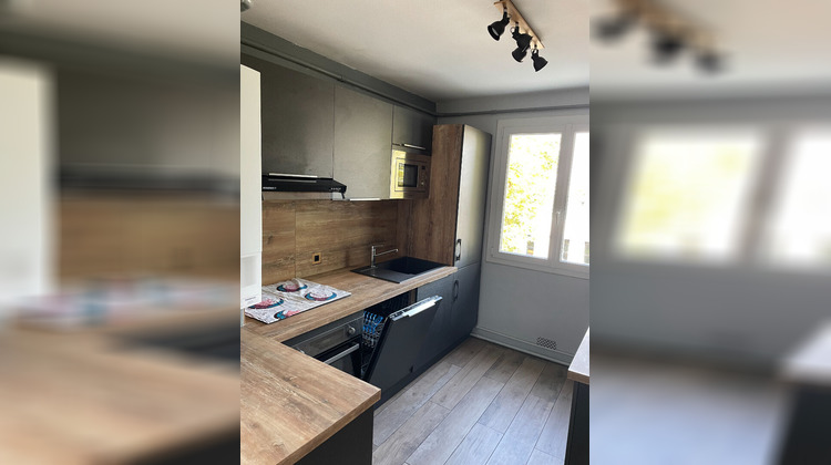 Ma-Cabane - Location Appartement BORDEAUX, 63 m²