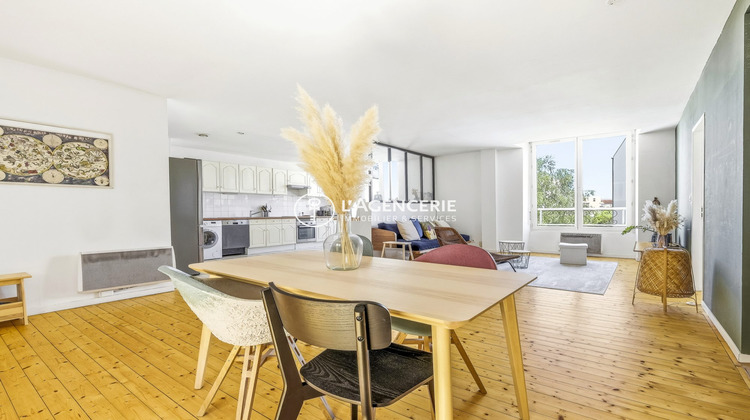 Ma-Cabane - Location Appartement Bordeaux, 81 m²