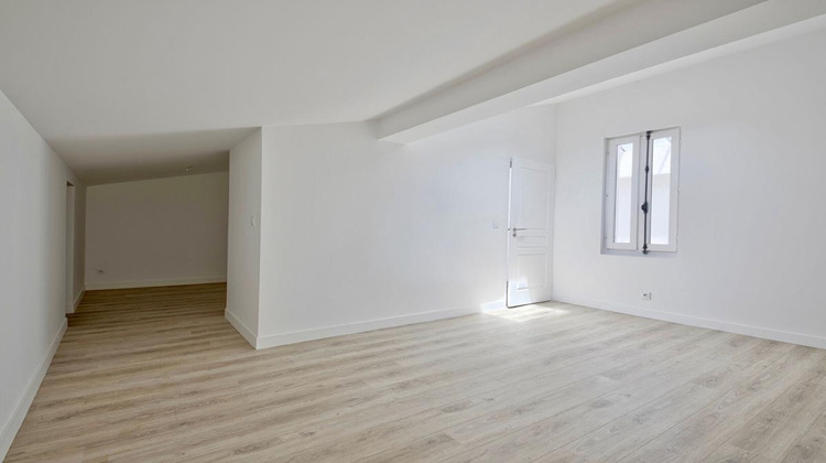 Ma-Cabane - Location Appartement BORDEAUX, 59 m²