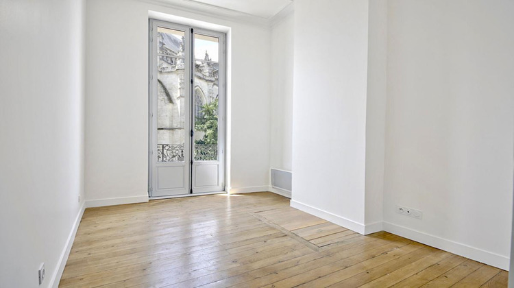 Ma-Cabane - Location Appartement BORDEAUX, 59 m²