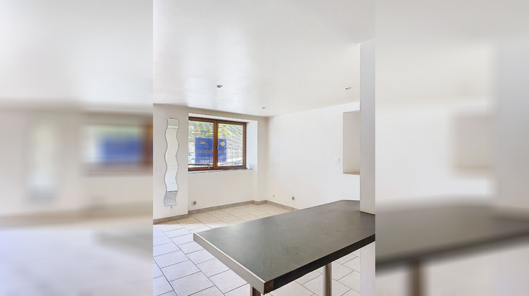Ma-Cabane - Location Appartement BORMES-LES-MIMOSAS, 59 m²