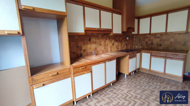 Ma-Cabane - Location Appartement Bort-les-Orgues, 85 m²