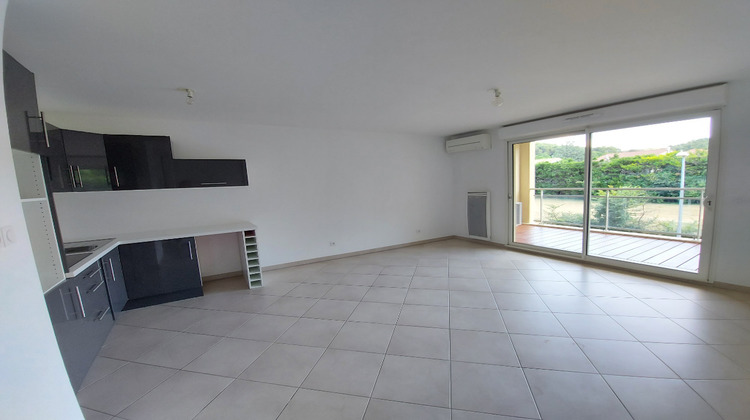 Ma-Cabane - Location Appartement BOUC-BEL-AIR, 43 m²