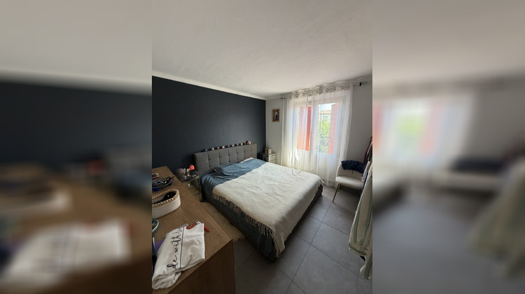 Ma-Cabane - Location Appartement Bouc-Bel-Air, 180 m²