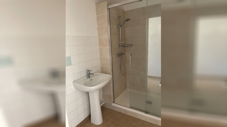 Ma-Cabane - Location Appartement BOUCIEU-LE-ROI, 75 m²