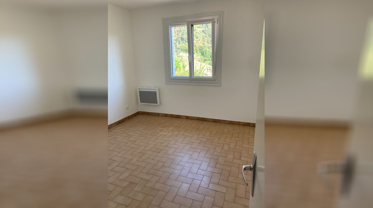 Ma-Cabane - Location Appartement BOUCIEU-LE-ROI, 75 m²