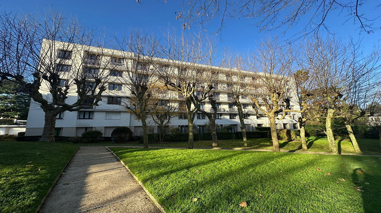 Ma-Cabane - Location Appartement BOUGIVAL, 108 m²