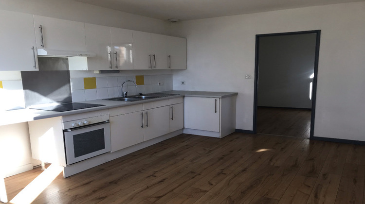 Ma-Cabane - Location Appartement BOULOC, 67 m²