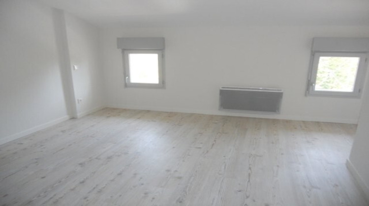 Ma-Cabane - Location Appartement BOULOC, 55 m²