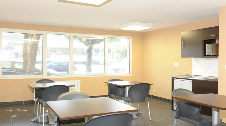 Ma-Cabane - Location Appartement BOURG-EN-BRESSE, 18 m²