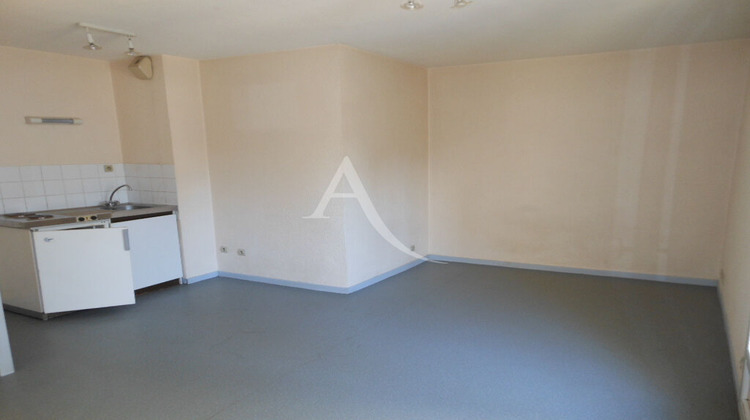 Ma-Cabane - Location Appartement BOURG-EN-BRESSE, 27 m²