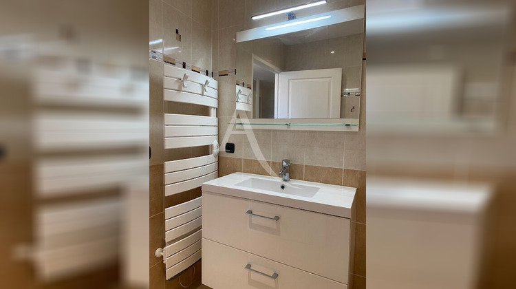 Ma-Cabane - Location Appartement BOURG-EN-BRESSE, 66 m²