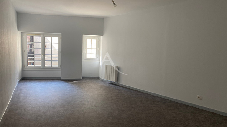 Ma-Cabane - Location Appartement BOURG-EN-BRESSE, 56 m²