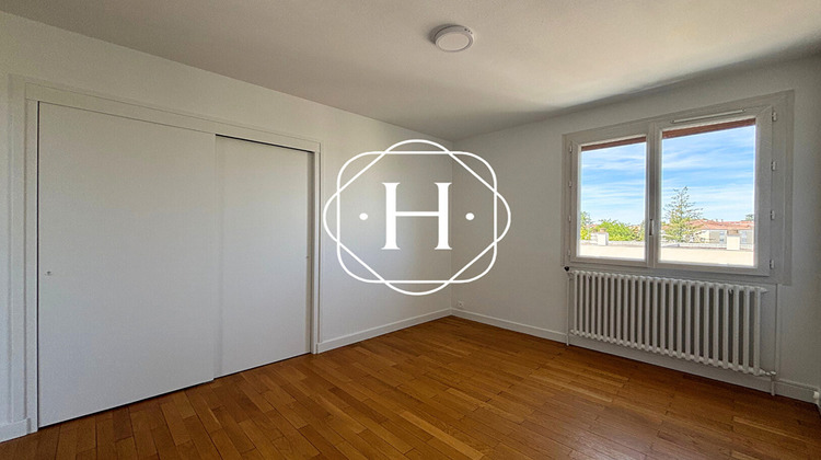 Ma-Cabane - Location Appartement BOURG-EN-BRESSE, 76 m²