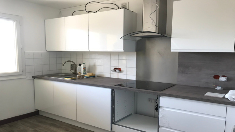 Ma-Cabane - Location Appartement Bourg-lès-valence, 65 m²