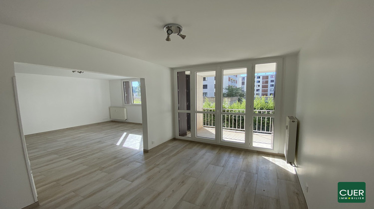 Ma-Cabane - Location Appartement BOURG-LES-VALENCE, 93 m²