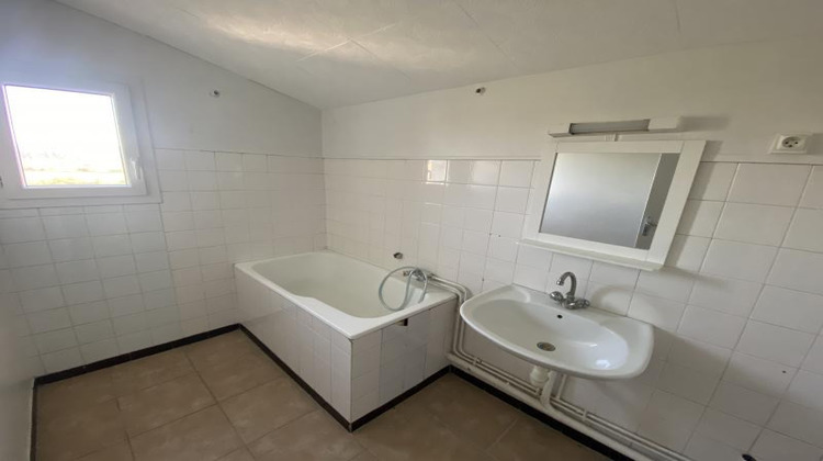 Ma-Cabane - Location Appartement BOURG-LES-VALENCE, 65 m²