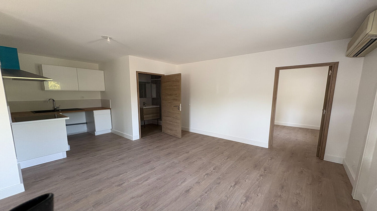 Ma-Cabane - Location Appartement BOURG-LES-VALENCE, 44 m²