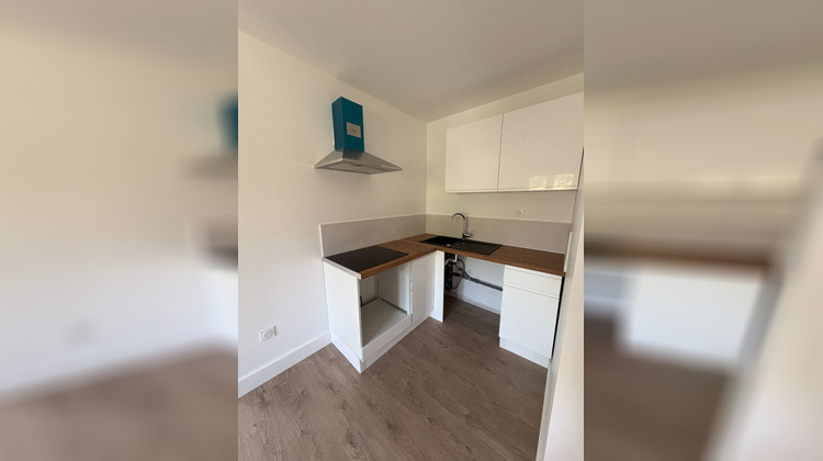 Ma-Cabane - Location Appartement BOURG-LES-VALENCE, 44 m²