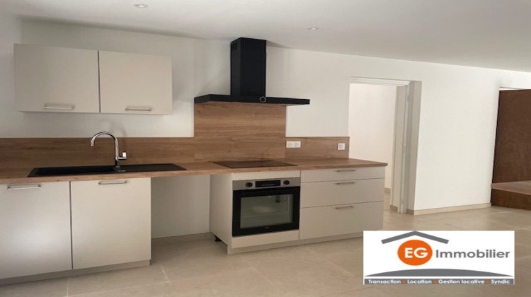 Ma-Cabane - Location Appartement Bourg-Saint-Andéol, 110 m²