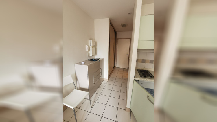 Ma-Cabane - Location Appartement BOURGES, 20 m²