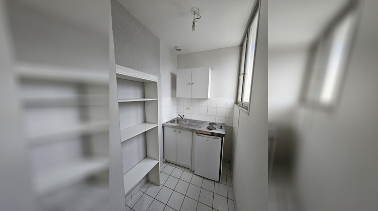 Ma-Cabane - Location Appartement Bourges, 20 m²