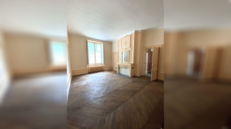 Ma-Cabane - Location Appartement BOURGES, 182 m²