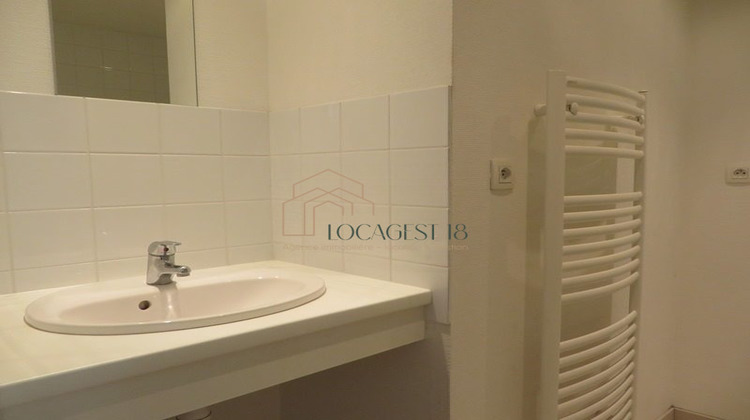 Ma-Cabane - Location Appartement BOURGES, 50 m²