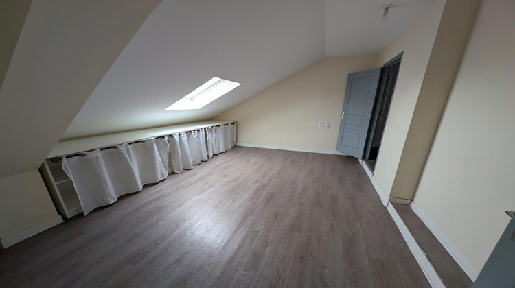 Ma-Cabane - Location Appartement BOURGES, 28 m²