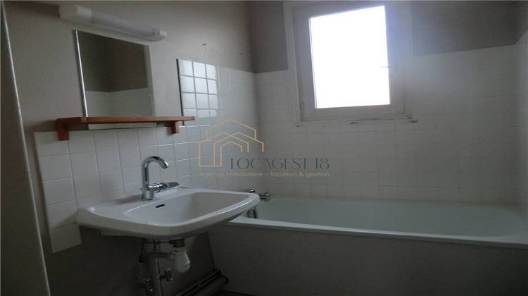 Ma-Cabane - Location Appartement BOURGES, 52 m²