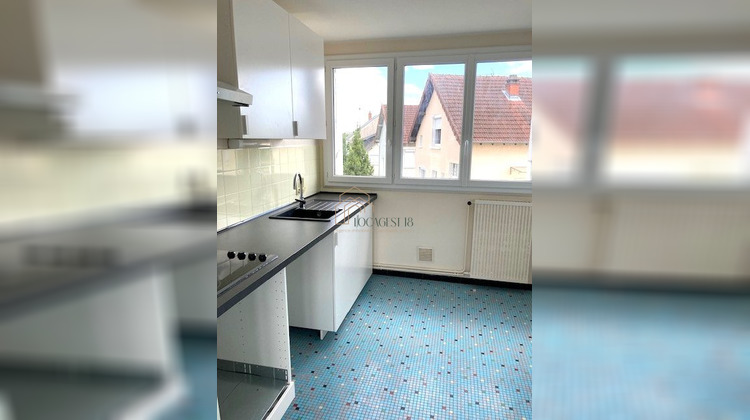 Ma-Cabane - Location Appartement BOURGES, 73 m²