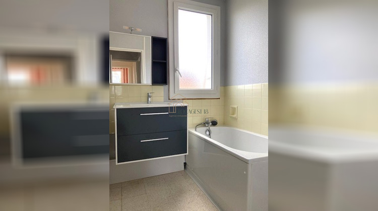 Ma-Cabane - Location Appartement BOURGES, 73 m²