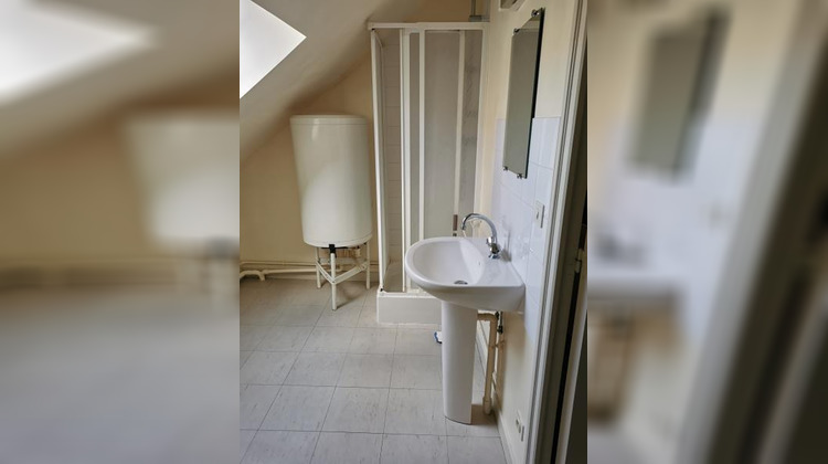 Ma-Cabane - Location Appartement BOURGES, 25 m²