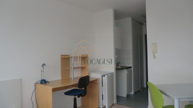 Ma-Cabane - Location Appartement BOURGES, 19 m²
